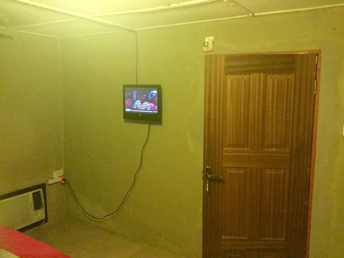 Legendary Inn & Lounge Bale Akiosi Kültér fotó