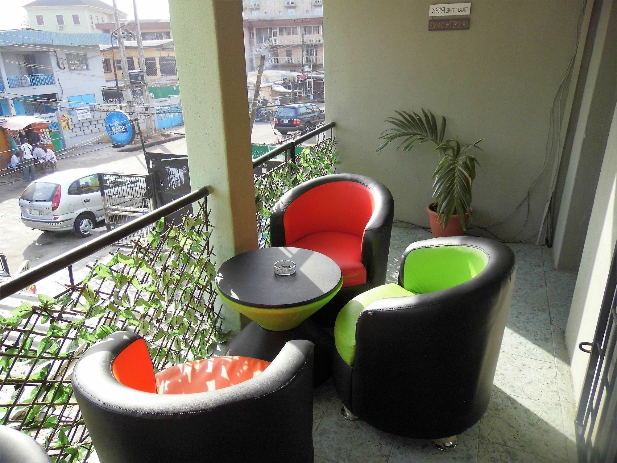 Legendary Inn & Lounge Bale Akiosi Kültér fotó